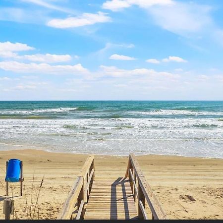 Beachfront Retreat! 3 Steps To Walkover! Сърфсайд Бийч Екстериор снимка